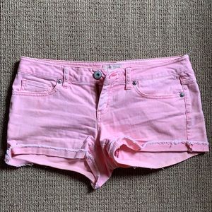 Salmon jean short shorts